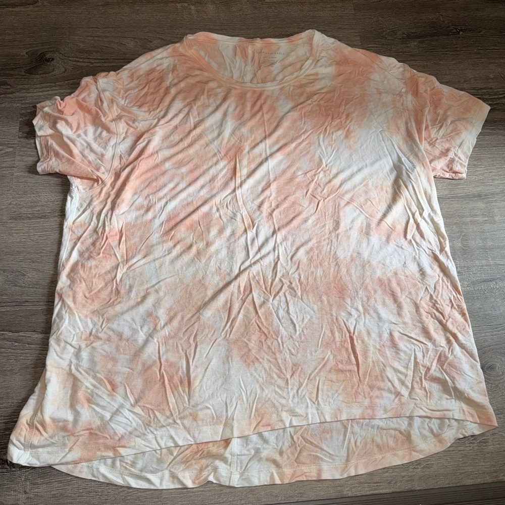 American Eagle Outfitters soft and sexy Short Sleeve Tee - Peach and White